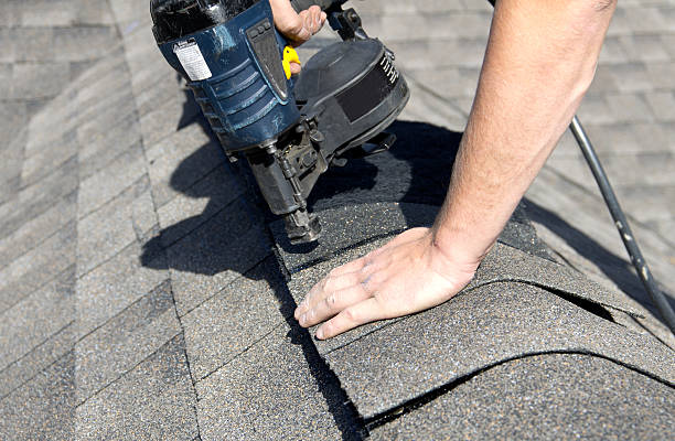 Best Commercial Roofing Services  in Manito, IL